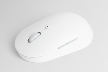 How to connect a wireless mouse to a computer