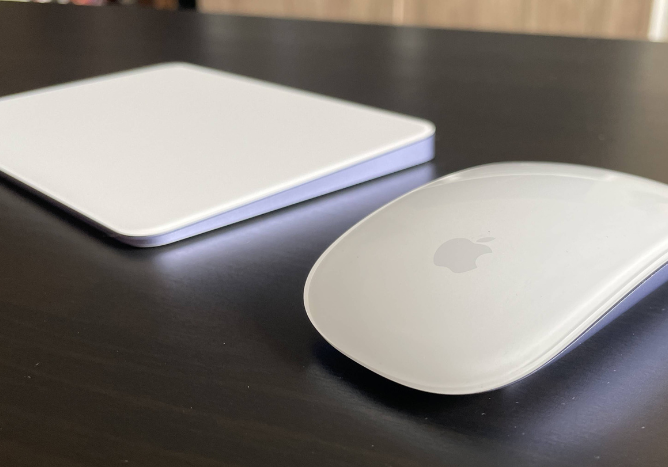 Magic Trackpad vs Mouse: Which is most suitable for your Mac workflow?